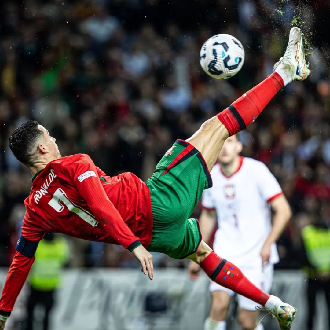 [中超]李帅一记传中球 莱昂纳多门前包抄破门