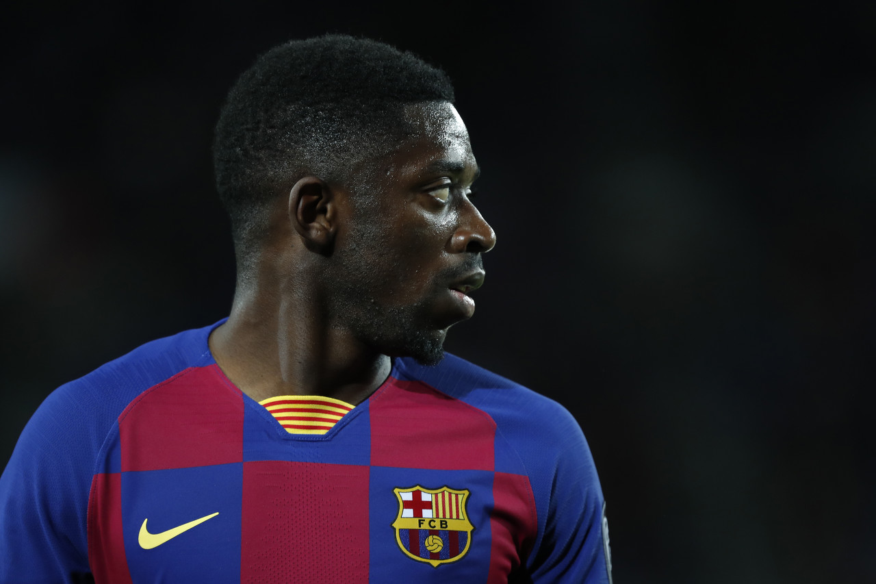 巴塞罗那总监在酒店会见拉什福德的经纪人；利物浦右后卫赛季报销；曼联名宿猛夸赖斯；