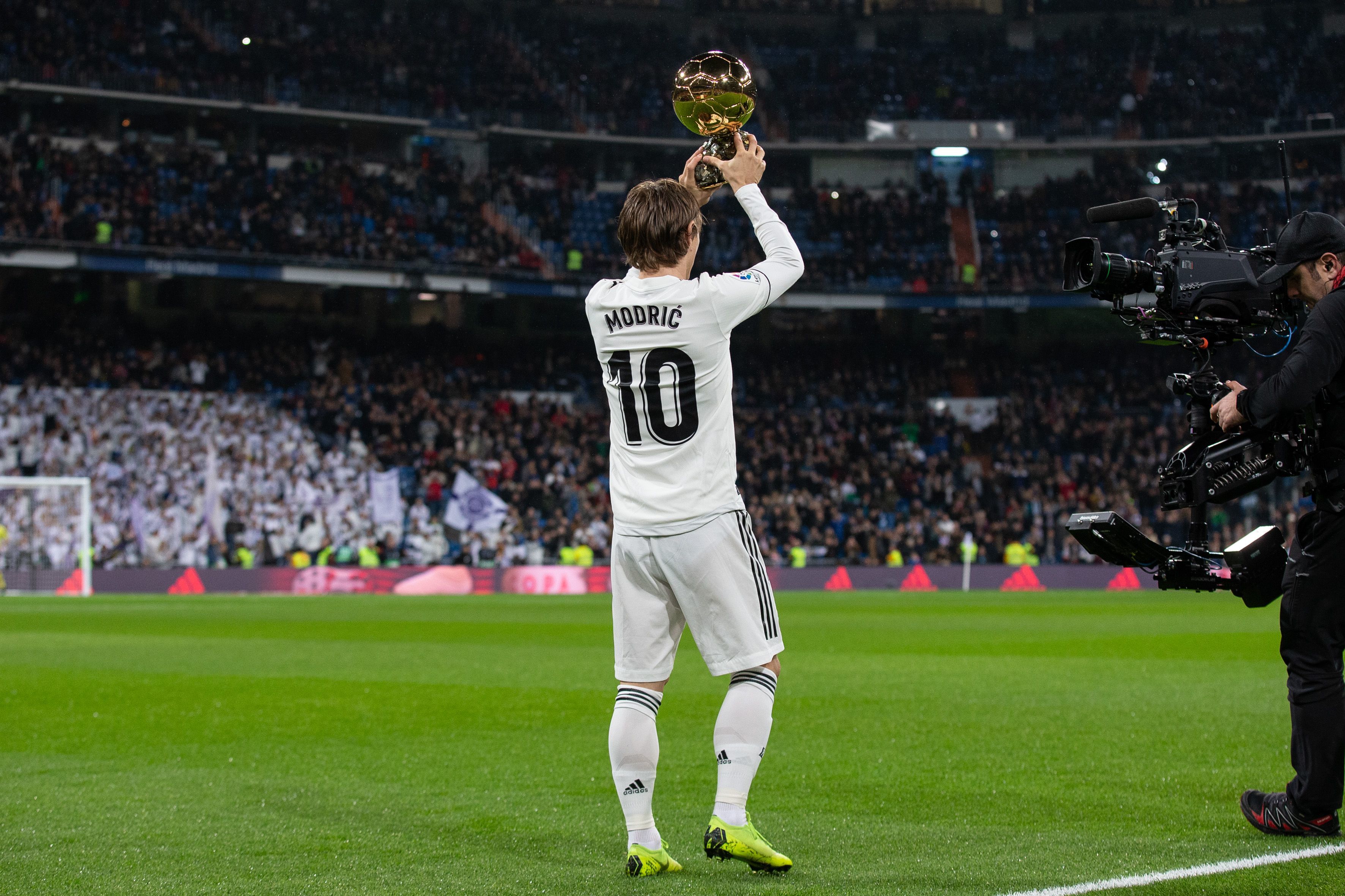 [德甲]主场三球大胜美因茨 拜仁联赛夺冠在即