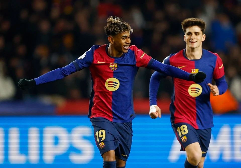 西乙队长数据光鲜，泰山一脚踢在钢板上