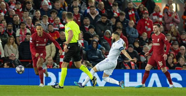 意甲-莱奥破门阿特卡梅绝平 米兰2-2比萨各赛事8场不败