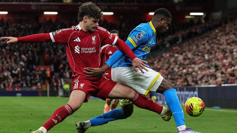 马刺大胜湖人，文班凯尔登齐齐爆发，东契奇38+10+10难救主