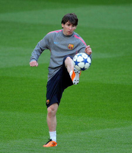 因试图殴打东契奇，施罗德遭停赛！NBA为何时隔13天才宣布处罚？