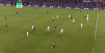 [中超]吴曦射门遭封堵 米内罗右侧补射建功